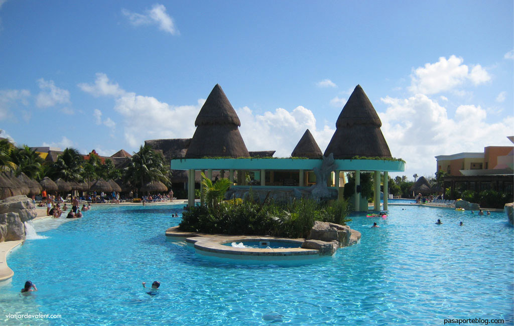 Piscines de l'Hotel Iberostar Paraiso Maya de Cancún, Mèxic